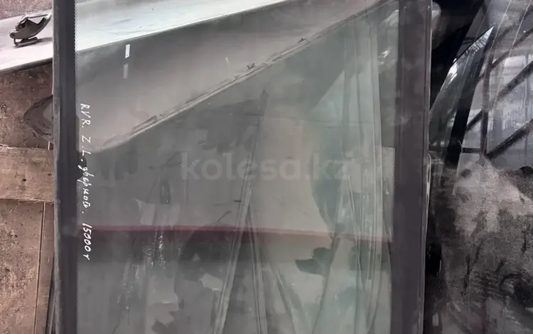 Стекло RVR зад левый выдвижной за 10 000 тг. в Алматы