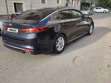 Kia K5 2017 года за 5 100 000 тг. в Астана – фото 4