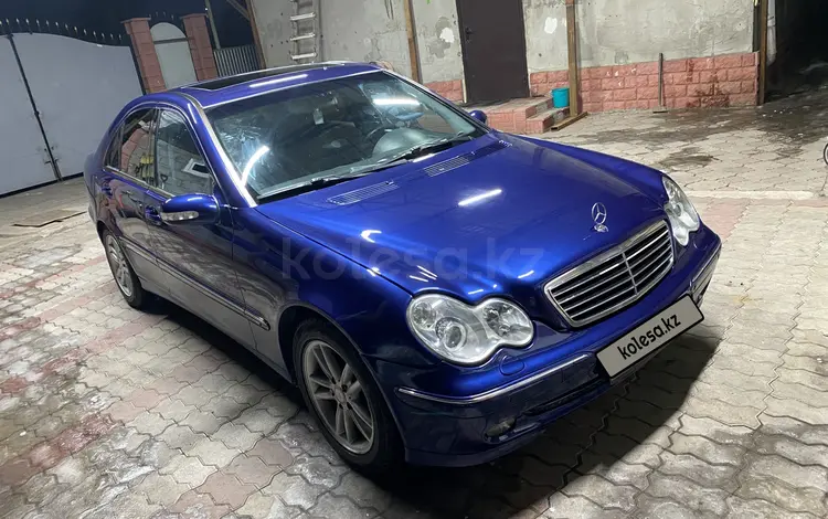 Mercedes-Benz C 320 2002 годаfor4 900 000 тг. в Алматы