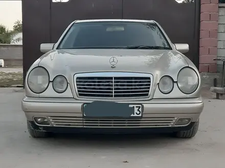 Mercedes-Benz E 240 1999 года за 3 300 000 тг. в Шымкент – фото 6