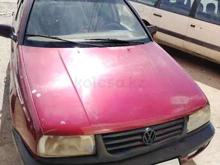 Volkswagen Vento 1993 года за 800 000 тг. в Тараз