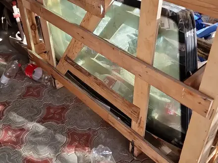 Лобовое стекло на Фав СА1010, 6350 за 30 000 тг. в Шымкент – фото 2