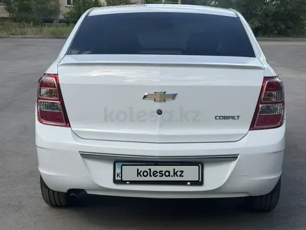 Chevrolet Cobalt 2022 года за 5 390 000 тг. в Караганда – фото 5