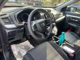 Honda CR-V 2017 года за 8 000 000 тг. в Актобе – фото 4