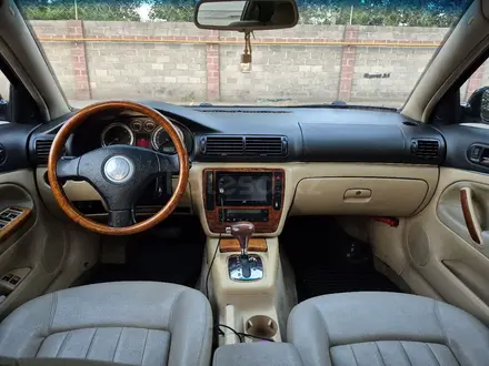 Volkswagen Passat 2003 года за 4 500 000 тг. в Алматы – фото 12
