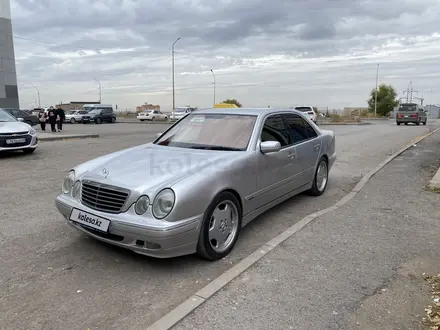 Mercedes-Benz E 320 2001 года за 6 200 000 тг. в Караганда – фото 4