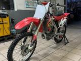 Honda  CRF 450R 2006 годаүшін1 990 000 тг. в Алматы