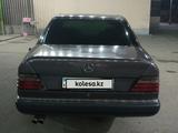 Mercedes-Benz E 260 1991 года за 1 450 000 тг. в Шымкент – фото 4