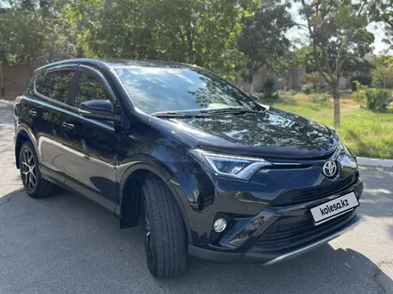 Toyota RAV4 2019 года за 13 700 000 тг. в Актау – фото 3