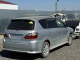 Toyota Ipsum 2005 годаfor3 332 000 тг. в Атырау