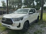 Toyota Hilux 2023 года за 23 500 000 тг. в Шымкент