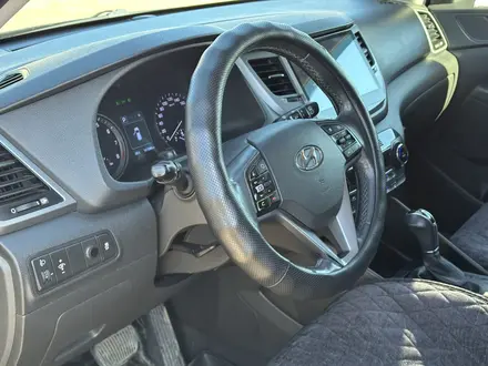 Hyundai Tucson 2017 года за 9 200 000 тг. в Актобе – фото 8
