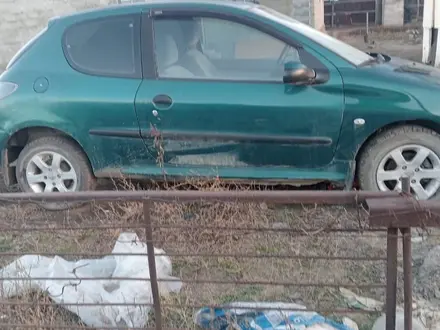 Peugeot 206 2000 годаүшін560 000 тг. в Актобе