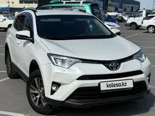 Toyota RAV4, 2016