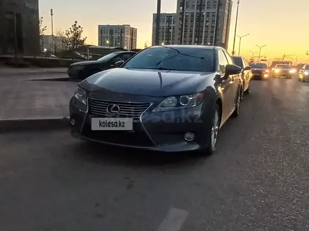 Lexus ES 300h 2013 года за 9 950 000 тг. в Астана – фото 10