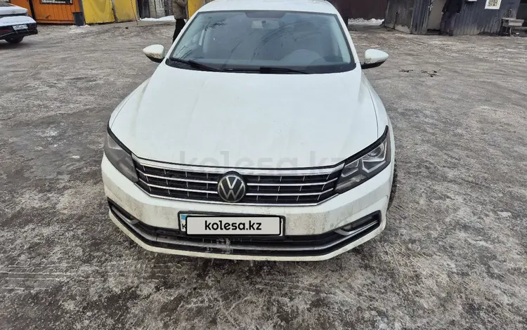 Volkswagen Passat 2018 годаүшін7 800 000 тг. в Алматы