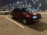 Volkswagen Vento 1992 года за 1 250 000 тг. в Шымкент – фото 2
