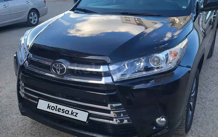 Toyota Highlander 2019 годаүшін19 000 000 тг. в Актобе