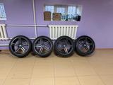 Диски R22 с летней резиной за 450 000 тг. в Астана