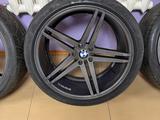Диски R22 с летней резиной за 450 000 тг. в Астана – фото 4