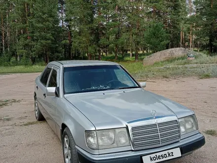 Mercedes-Benz E 200 1992 года за 2 900 000 тг. в Атбасар