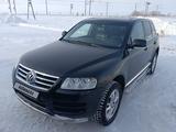 Volkswagen Touareg 2005 года за 5 000 000 тг. в Макинск – фото 5