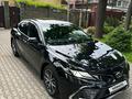 Toyota Camry 2022 года за 15 800 000 тг. в Алматы – фото 25