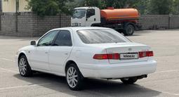 Toyota Camry 2001 года за 3 800 000 тг. в Алматы – фото 2