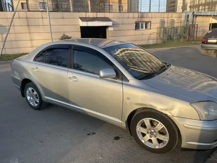 Toyota Avensis 2004 года за 3 700 000 тг. в Семей – фото 2