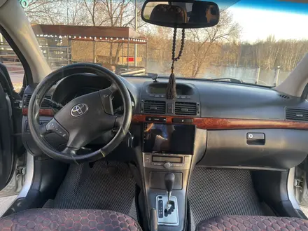 Toyota Avensis 2004 года за 3 700 000 тг. в Семей – фото 8
