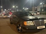 Mercedes-Benz E 230 1992 года за 2 000 000 тг. в Астана