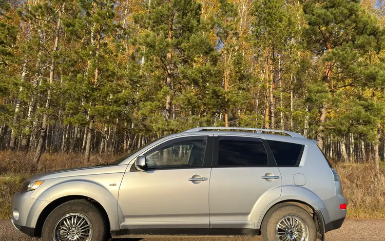 Mitsubishi Outlander 2008 года за 5 600 000 тг. в Петропавловск