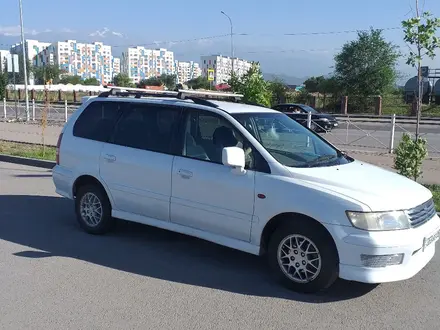 Mitsubishi Chariot 1998 года за 2 300 000 тг. в Алматы – фото 14