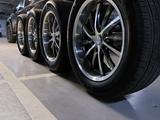 Оригинальные диски на ТЛК Прадо от Сакура на летних шинах от Мишлен. за 650 000 тг. в Астана – фото 5