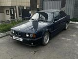 BMW 520 1990 года за 870 000 тг. в Алматы