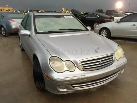 Mercedes-Benz C 320 2003 года за 10 000 тг. в Алматы