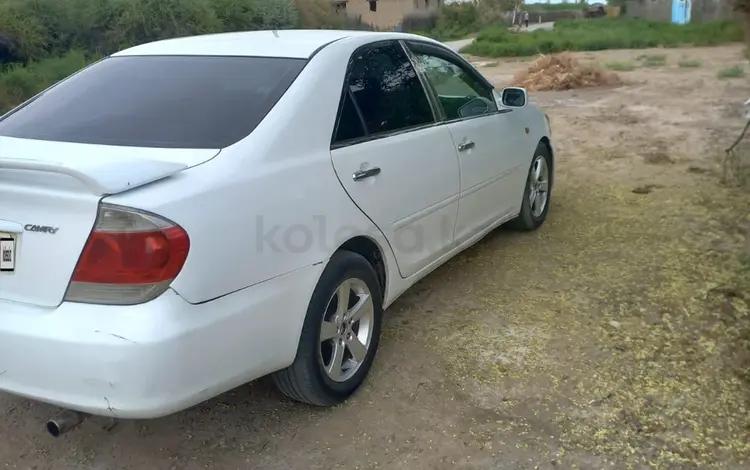 Toyota Camry 2004 годаfor3 500 000 тг. в Шиели