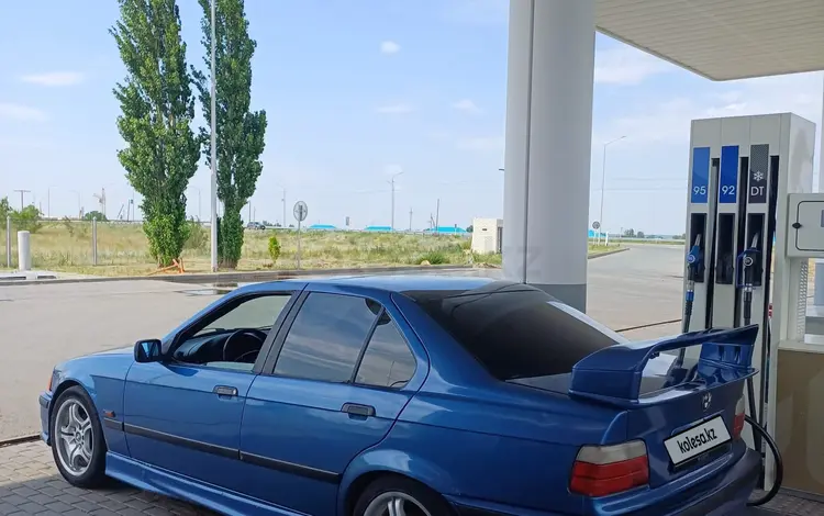 BMW 318 1994 годаfor1 300 000 тг. в Семей