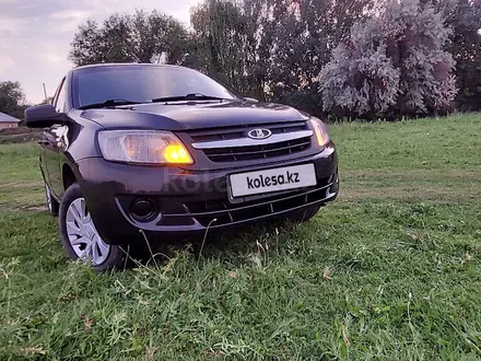 ВАЗ (Lada) Granta 2190 2014 года за 3 100 000 тг. в Алматы – фото 2