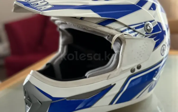 Шлем Yamaha Б/у… за 30 000 тг. в Усть-Каменогорск