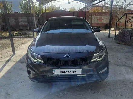 Kia K5 2018 года за 6 500 000 тг. в Алматы