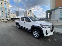 Toyota Hilux 2022 года за 19 999 999 тг. в Астана