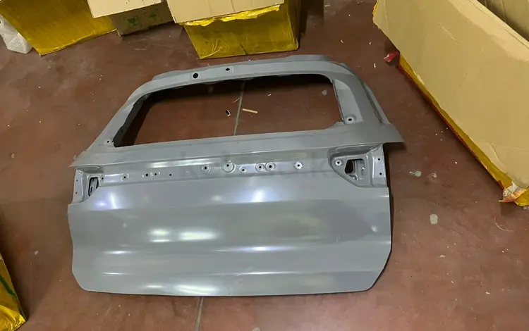 Крышка багажника за 180 000 тг. в Алматы
