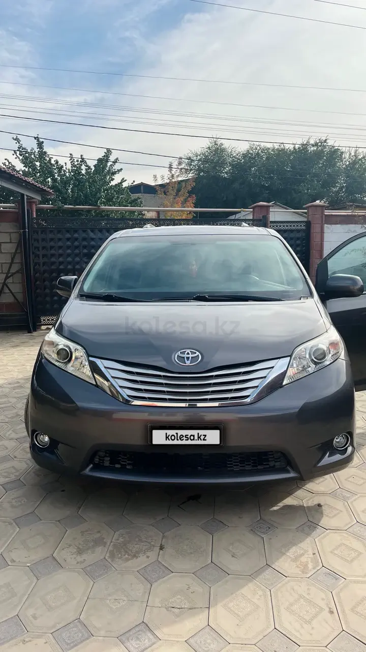 Toyota Sienna, 2017