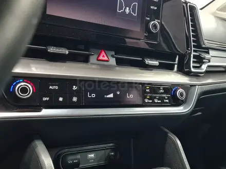 Kia Sportage 2023 года за 12 990 000 тг. в Алматы – фото 17