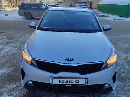 Kia Rio 2021 года за 8 000 000 тг. в Актобе