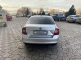 Skoda Rapid 2015 годаfor3 900 000 тг. в Астана – фото 4