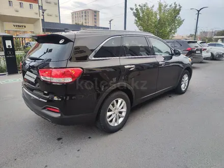 Kia Sorento 2017 года за 5 400 000 тг. в Атырау