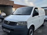 Volkswagen Transporter 2008 годаfor7 000 000 тг. в Шымкент