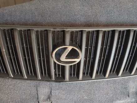Решетка радиатора Lexus rx300 за 12 000 тг. в Талдыкорган